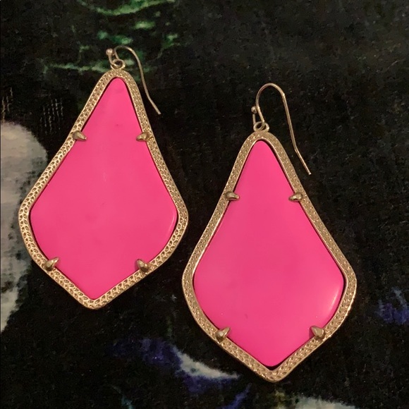 Kendra Scott Earrings - Picture 2 of 2
